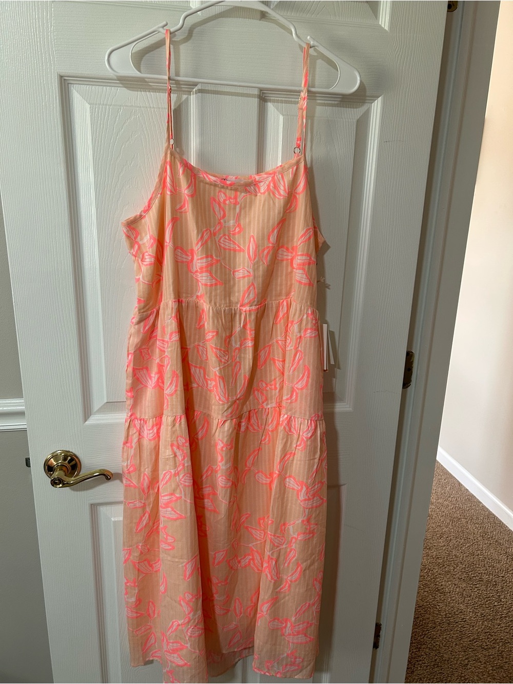 NWT Carve Designs Jacey Textured Peach Dress with Pink Leaf Print in Large
